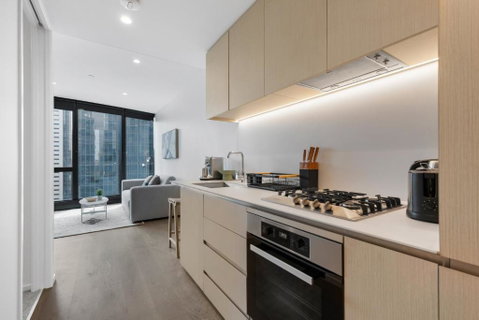 Impeccably Modern 1-Bed With Incredible City Views - Lismore Accommodation 2