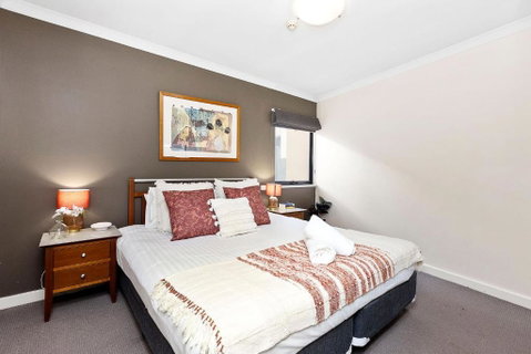 Impressive Apt W Pool Gym And Tennis - Lismore Accommodation 2