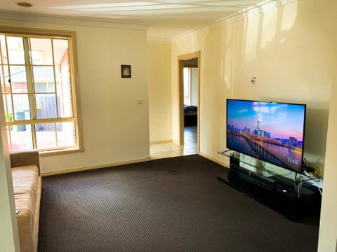 In The Heart Of Epping Shared House - Lismore Accommodation 0
