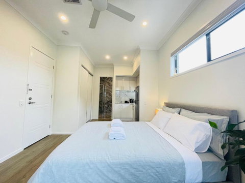 Independent Room With Onsuite And Small Kitchen - Lismore Accommodation 0