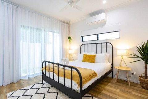 Industrial Luxe Villa - Boutique 1 Bedroom Luxury Villa - Lismore Accommodation 2