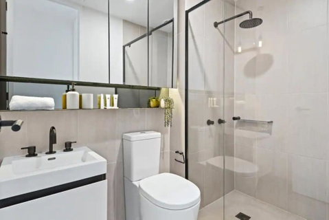 Industrial-Style Retreat In Trendy Cremorne - Lismore Accommodation 3