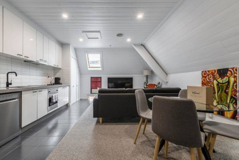 Inner City Living In A Modern Slice Of History - Lismore Accommodation 2
