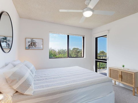 Intrepid 10 Water Views Over Shoal Bay Beach - Lismore Accommodation 2
