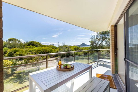 Intrepid 14 Unlimited Magnificent Water Views - Lismore Accommodation 1