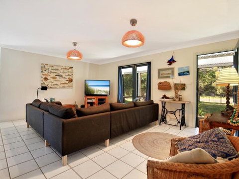 Innisfree I Pet Friendly I 2 Mins To Beach - Lismore Accommodation 1