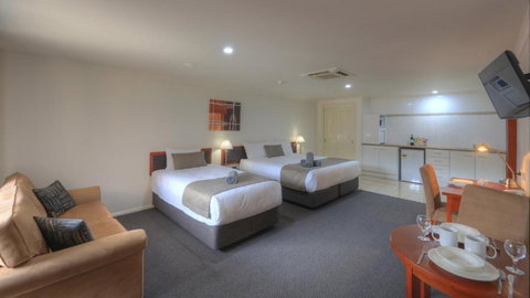 INVERELL RSM CLUB MOTEL - Lismore Accommodation 2