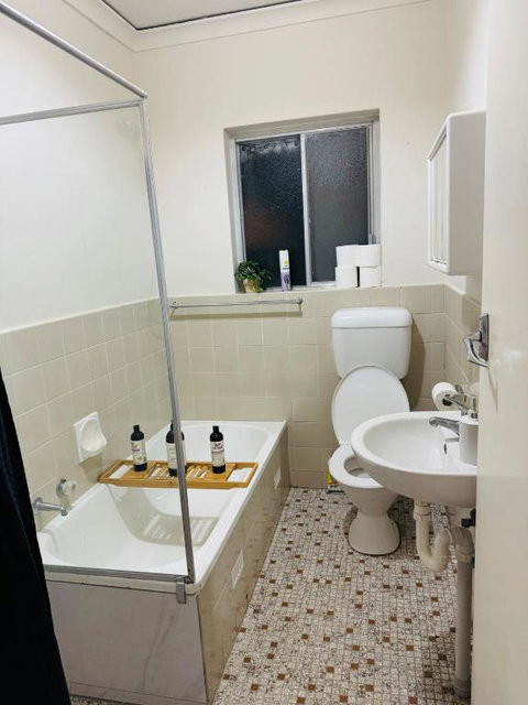 Inviting Ashford Stay - Lismore Accommodation 3