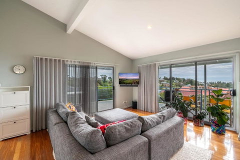 Isabella Ocean Views - Lismore Accommodation 3