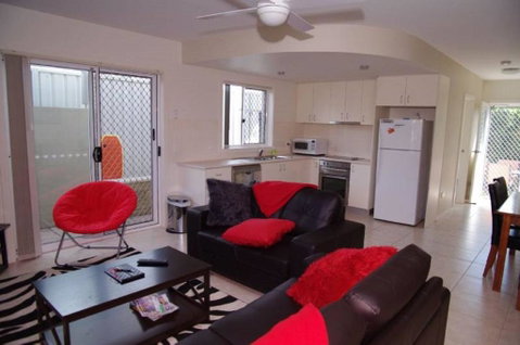 Adrift, 5B Scott Street - Lismore Accommodation 0