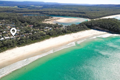 Aegean On The Beach - Lismore Accommodation 0