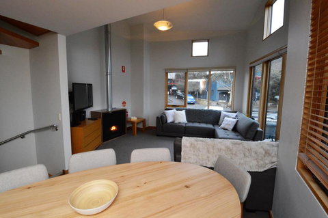 Akuna 3 - Lismore Accommodation 0