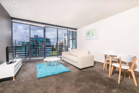 Albert Park City View Stylish 1 Bedroom Apartment - Lismore Accommodation 3