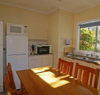 Alpine Park Riverside Cottages