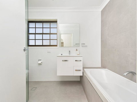 Amaroo Retreat @ Fingal Bay - Lismore Accommodation 2