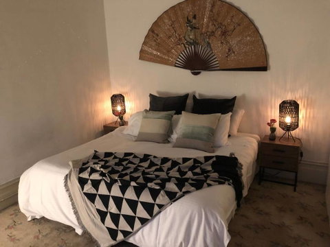 Amazing River Views - Fabulous Footscray Fun!!! - Lismore Accommodation 1