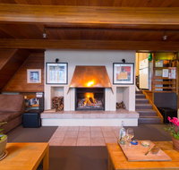 Aneeki Ski Lodge - Lismore Accommodation
