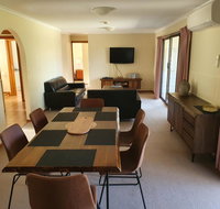 Annies Holiday Units - Lismore Accommodation