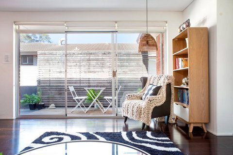 Apartment With Balcony And Parking Near Racecourse - Lismore Accommodation 2