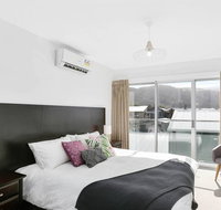APOLLO 13 STUDIO - free wifi opposite beach - Lismore Accommodation
