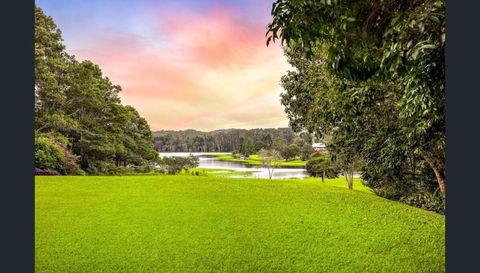 Luxury On Lake Tinaroo Lakefront Living - Lismore Accommodation 1