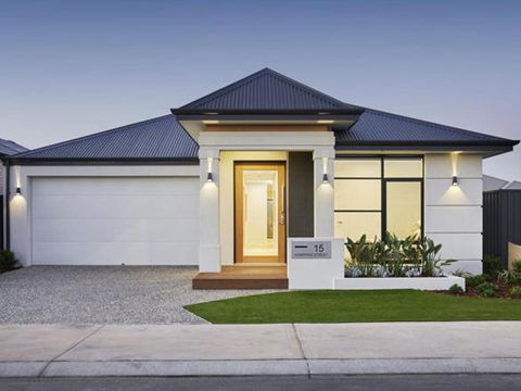 Luxury Bedrooms In A Resort Style Home - Lismore Accommodation 1