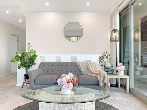 Luxury Retreat Sydney Airport Direct Train Line - Lismore Accommodation 1