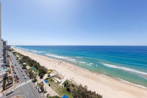 Meriton Suites Surfers Paradise - Lismore Accommodation 3