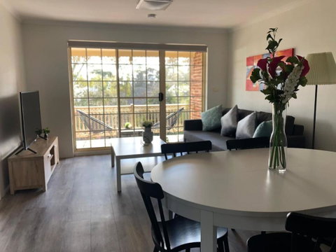 Modern 2BR Apartment With Parking - Lismore Accommodation 0