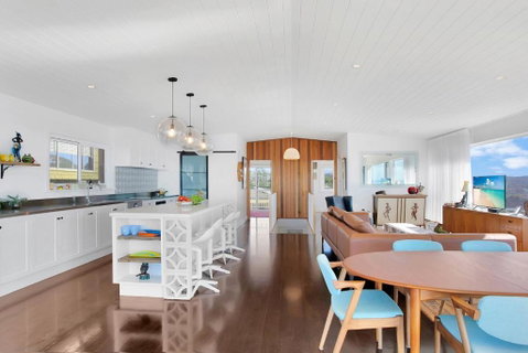 Monash Beach House - Oceanfront - Lismore Accommodation 1
