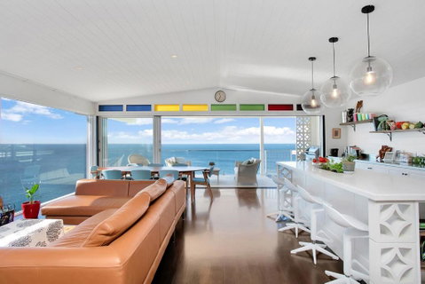 Monash Beach House - Oceanfront - Lismore Accommodation 2