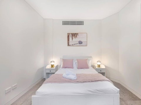 Modern 2B2B APT At Homebush - Lismore Accommodation 1