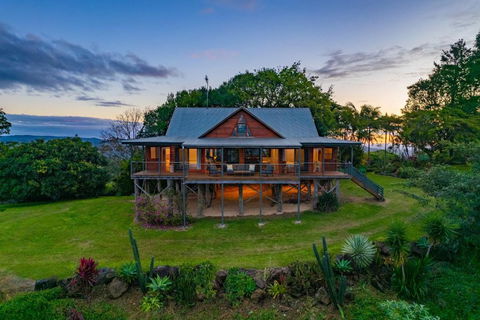 Mountain Retreat With Ocean Views And Fireplace - Lismore Accommodation 0