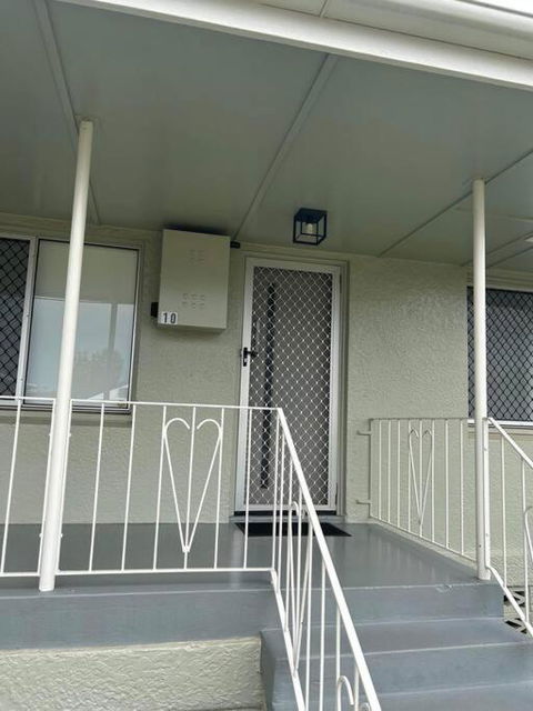 Mt Isa - Emerald Gem 3 Bedroom Home QUIET AREA - Lismore Accommodation 1