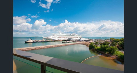 NEW - ZEN AT THE WATERFRONT - Luxury Waterfront Holiday Home For Families & Friends - Lismore Accommodation 3