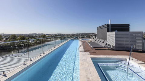 Oaks Brisbane Woolloongabba Suites - Lismore Accommodation 0
