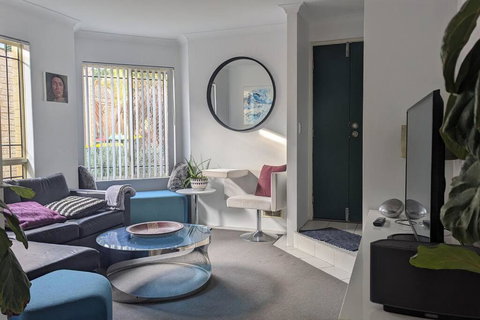 Ocean Villa - Lismore Accommodation 0