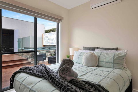 OG Spa Retreat- 3 Bedroom, Spa, Central, Aircon - Lismore Accommodation 1