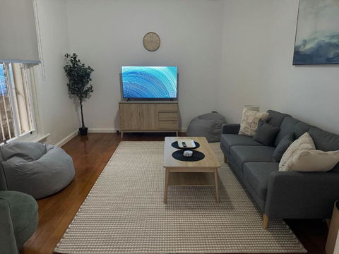 One Bed Apartment - Coogee Beach - Lismore Accommodation 1