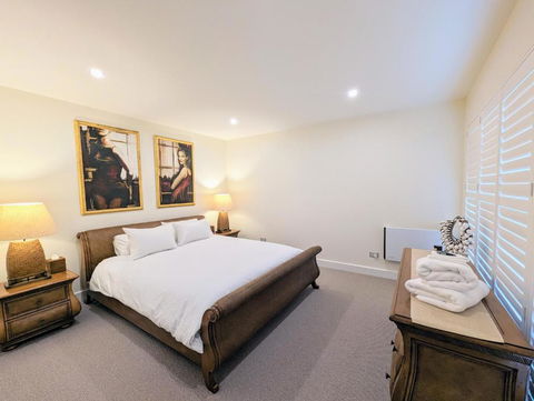 ONE Luxury Apartment - Lismore Accommodation 2