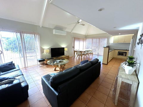 Osprey Holiday Village Unit 117 - Lismore Accommodation 3