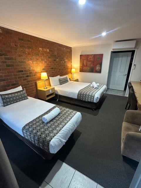 Pevensey Motor Lodge - Lismore Accommodation 1
