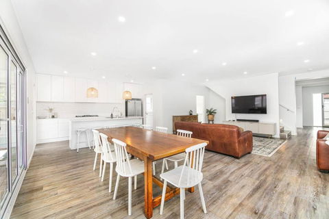 Perfect For Families And Groups - Large 5 Bedroom - Lismore Accommodation 0