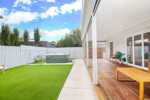 Perfect For Families And Groups - Large 5 Bedroom - Lismore Accommodation 1