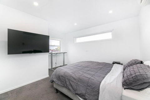 Perfect For Families And Groups - Large 5 Bedroom - Lismore Accommodation 3