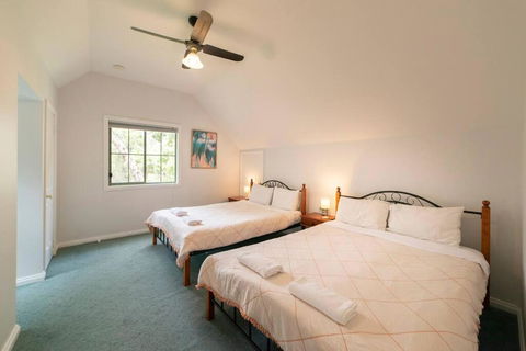 Pinnacle Retreat - Lismore Accommodation 2