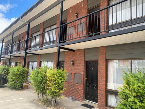Ploughmans Motor Inn - Lismore Accommodation 3