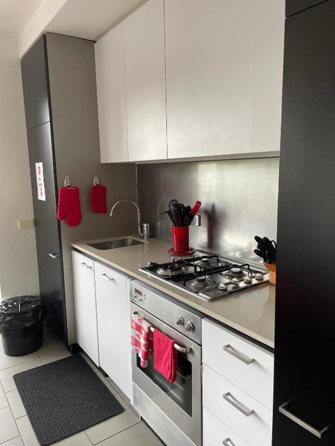 Radiance - Chic Fitzroy Street Apartment - Lismore Accommodation 2