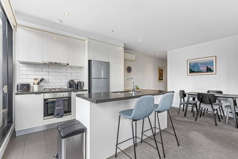 Pristine 2-Bed Unit With Beautiful City Landscape - Lismore Accommodation 2