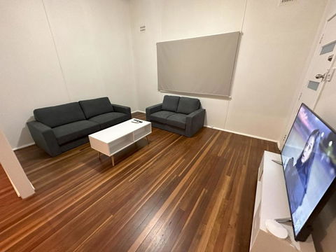 Private 1 Bedroom Apartment With Fenced Yard - Lismore Accommodation 3